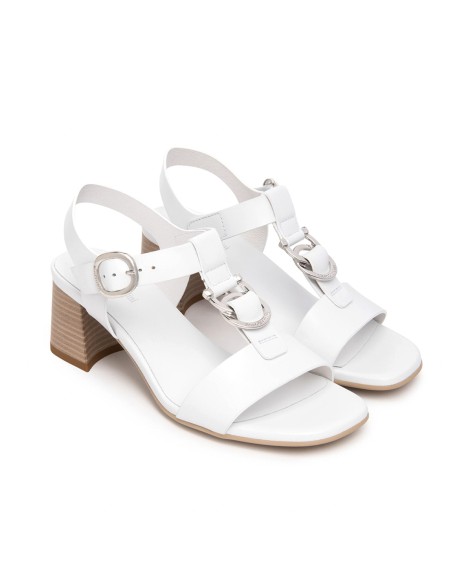 Nero Giardini sandalo in pelle con tacco comodo